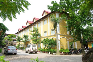 Khách sạn Hoàng Mấm